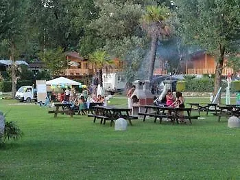 Campsite Dkamping Village - International Camping Ispra