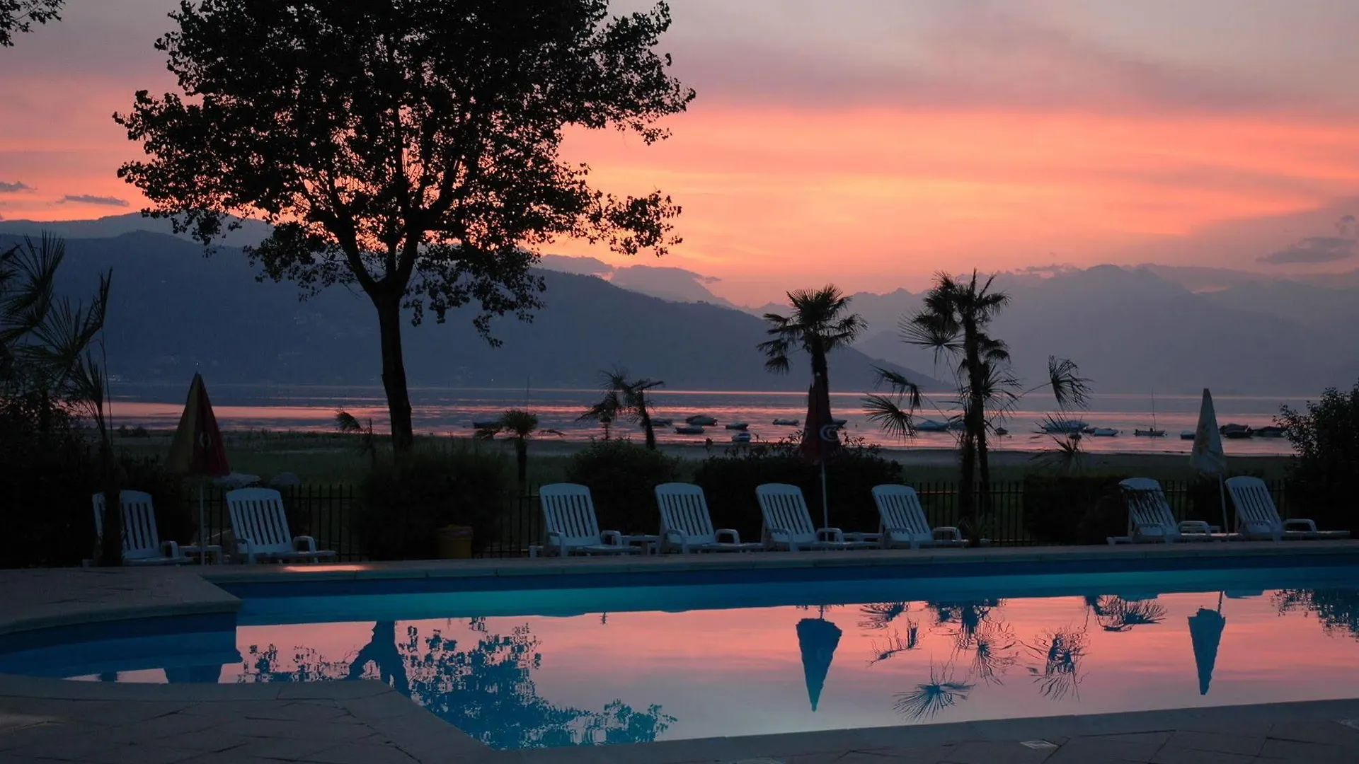 Campsite Dkamping Village - International Camping Ispra
